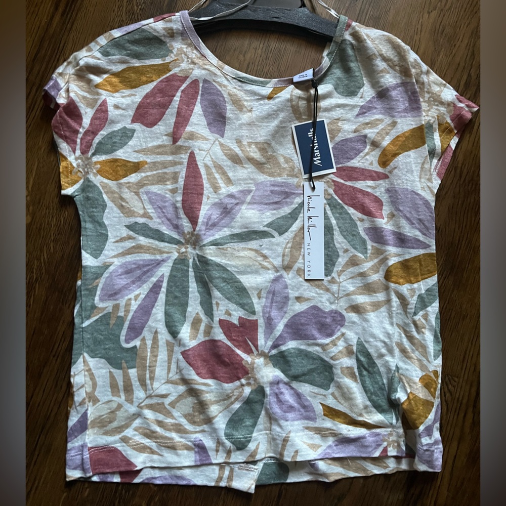 NWT Nicole Miller Buttoned Back Floral Boho Top